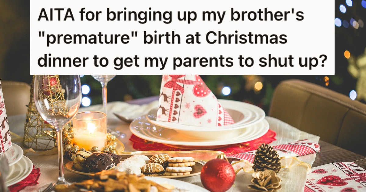 A Christmas dinner place setting