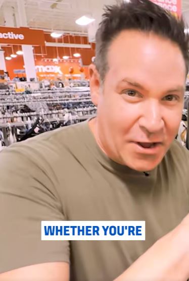 Man telling TJ Maxx secrets