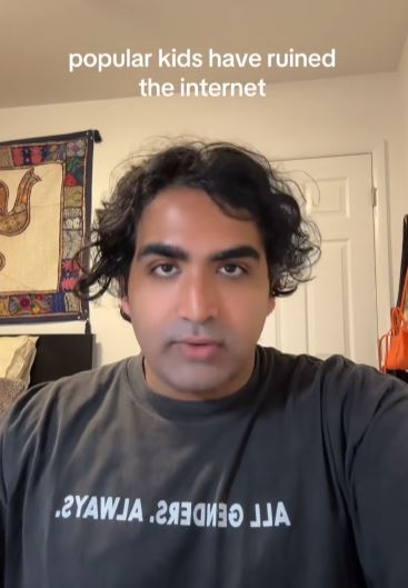 Man talking about internet