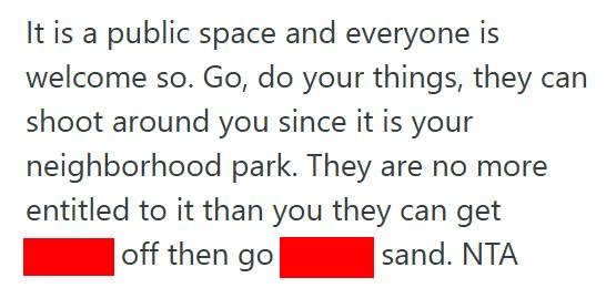 Ruins 1 Resident Was Enjoying Her Neighborhood’s Scenic Ruins, But Visiting Photographers Tried To Get Her To Move Out Of The Way