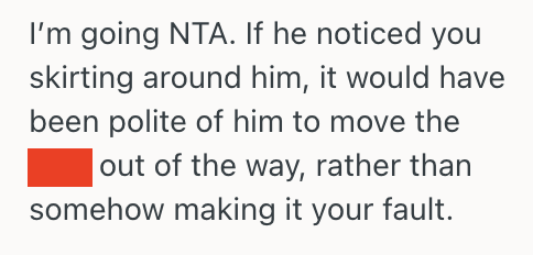 Screenshot 2025 11 01 at 3.47.34 PM Woman Quietly Tried To Squeeze Past A Man’s Cart That Was Blocking The Aisle At The Grocery Store, But He Yelled At Her For Not Saying “Excuse Me”