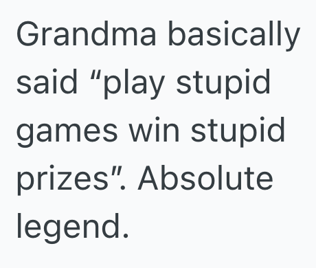 Screenshot 2025 11 05 at 10.21.08 PM Postmaster Refused To Help A Customer Find Or Reorder Her Lost Packages, So She Returned The Favor When He Lost Her Check