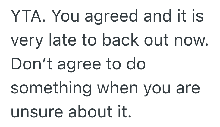 Screenshot 2025 11 05 at 11.45.20 AM Boyfriend Backs Out Of Couples Costume Days Before Halloween Because His Half Looked ‘Embarrassing, And His Girlfriend Says He Ruined The Fun