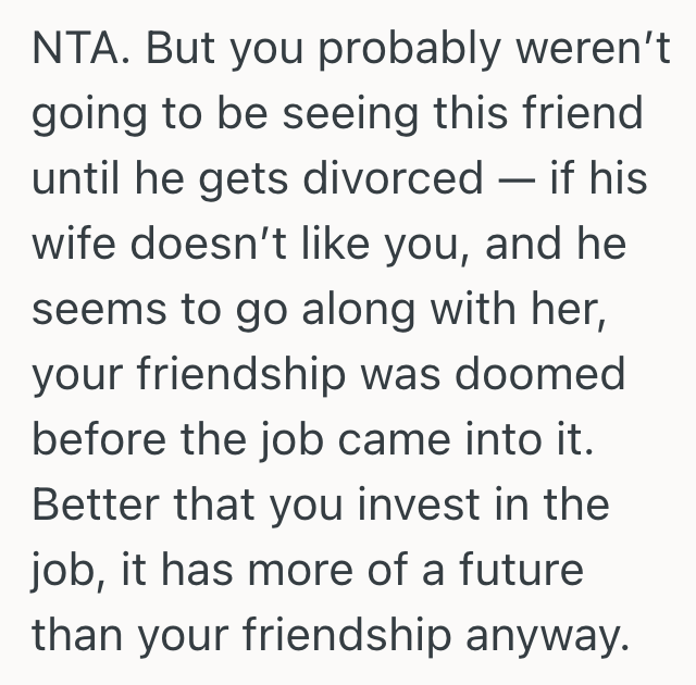 Screenshot 2025 11 11 at 2.03.44 PM Groomsman Has Job Training That Conflicts With His Friends Wedding, So His Friend Drops Him As A Groomsman