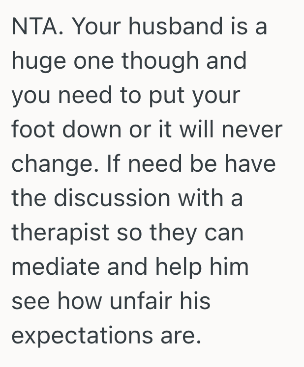 Screenshot 2025 11 12 at 11.32.07 PM New Mom Wants To Spend Christmas At Home With Her Dad Every Other Year, But Her Husband Insists On Going To His Parents’ Every Year