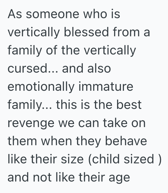 Screenshot 2025 11 24 at 10.47.18 AM Woman Hits Man With Her Cart At The Grocery Store, So When She Asks Him For Help Getting Something From A High Shelf, He Refuses