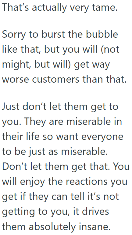 Screenshot 2 dc791e Woman Who Has Just Started Her First Retail Job Encountered Her First Rude Customer, But When She Called The Manager, Other Customers Were Kind