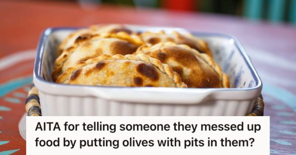 A bowl of delicious empanadas on the table