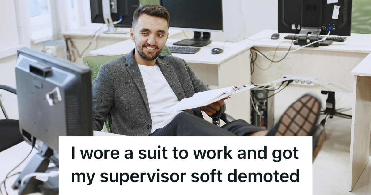 happy employee working at his desk