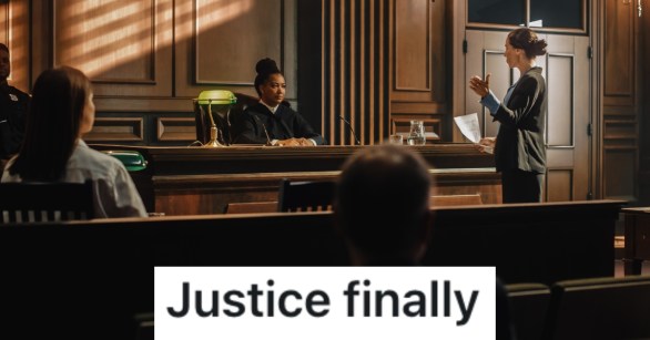 people in a courtroom