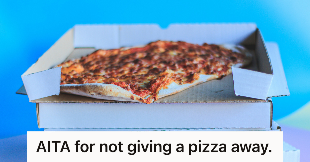 stack of pizza boxes