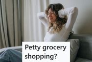 The Neighbor Was Always Talking Loudly On Speakerphone, So When She Overheard Her Talking About A Private Itching Issue, She Bought Her Some Feminine Products And Left A Note