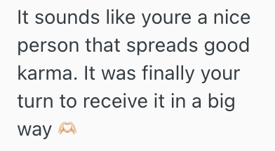 Screenshot 2025 12 02 at 2.28.19 PM Woman Splurged On A Vacation She Couldn’t Really Afford, And She Ended Up Receiving The Most Unexpected Gift From Two Kindhearted Strangers