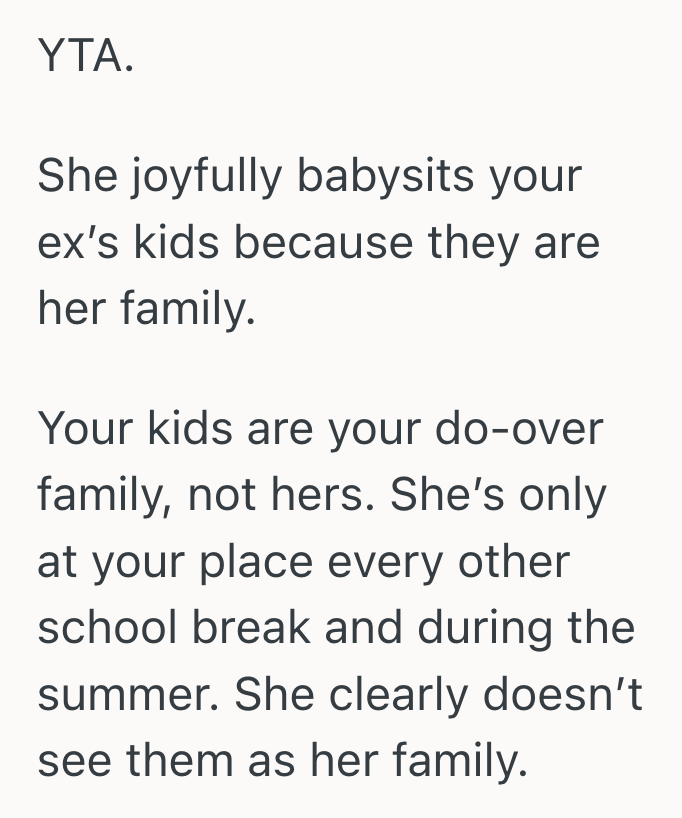 Screenshot 2025 12 08 at 12.22.25 PM Father Expected His Teen Daughter To Babysit On Demand, So She Refused And Exposed How Little She Feels Part Of His New Family
