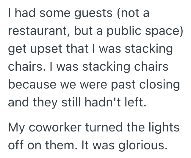 Screenshot 2025 12 10 at 2.30.31 PM Customers Stay Over An Hour Past Closing Time, So One Employee Tells Them Theyll Have To Leave Or Pay The Employees Overtime