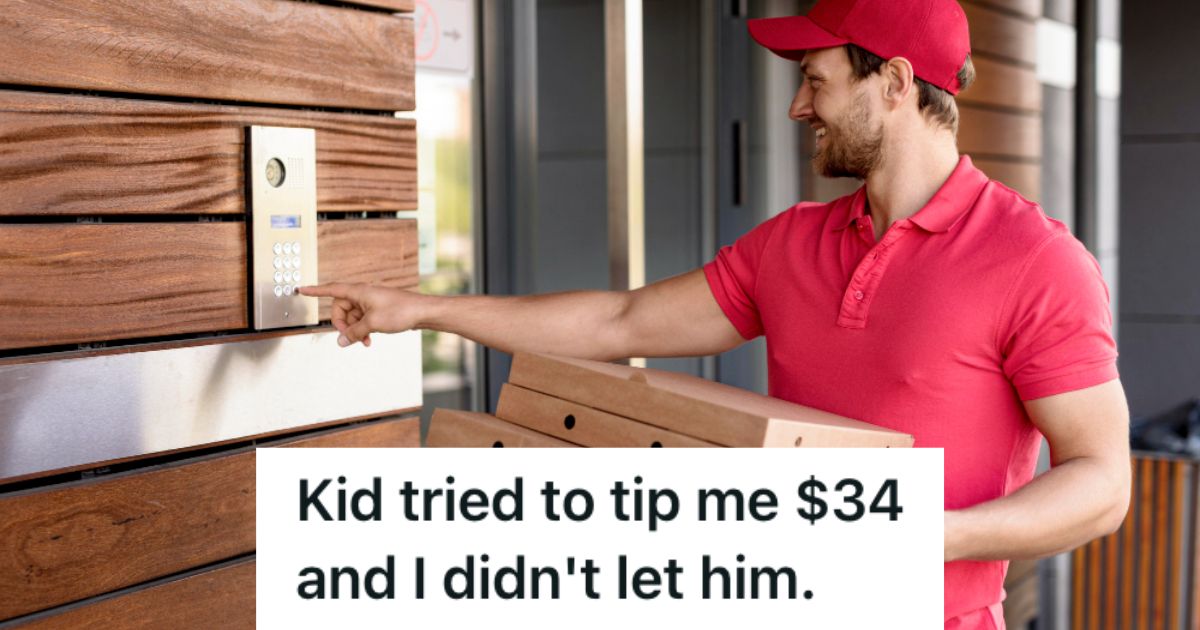 Man delivering 3 boxes of pizza to a huge house