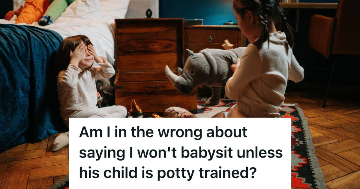 Teen Agreed To Babysit His Brothers Kid, But He Didnt Know He Wasn’t Potty Trained two kids playing with stuffed animals