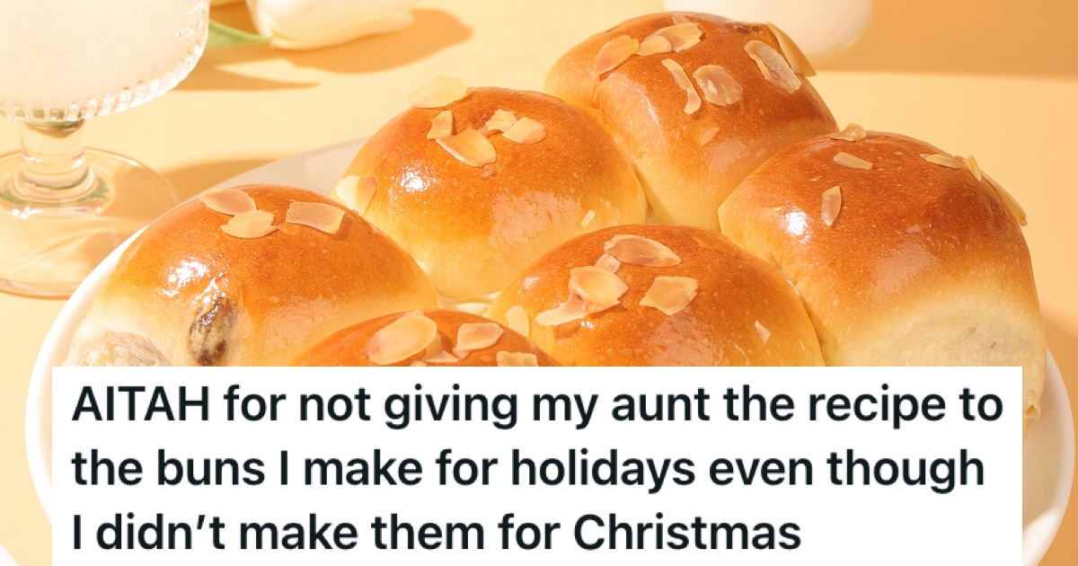 Sweet bread buns on a plate