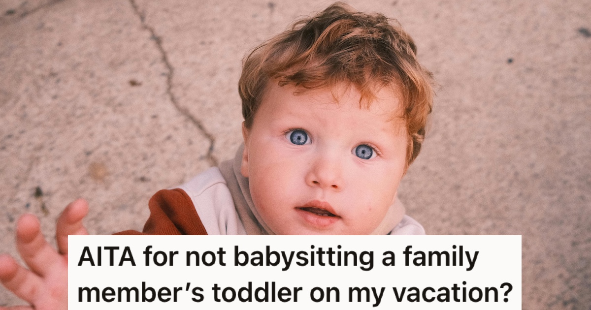 A toddler with blue eyes