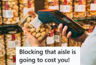 Shopper Found The Grocery Store Aisle Blocked By Someone Else’s Cart, So When They Didn’t Show Up After A Few Minutes, He Started Scanning Items On The Shelves To Increase Their Bill