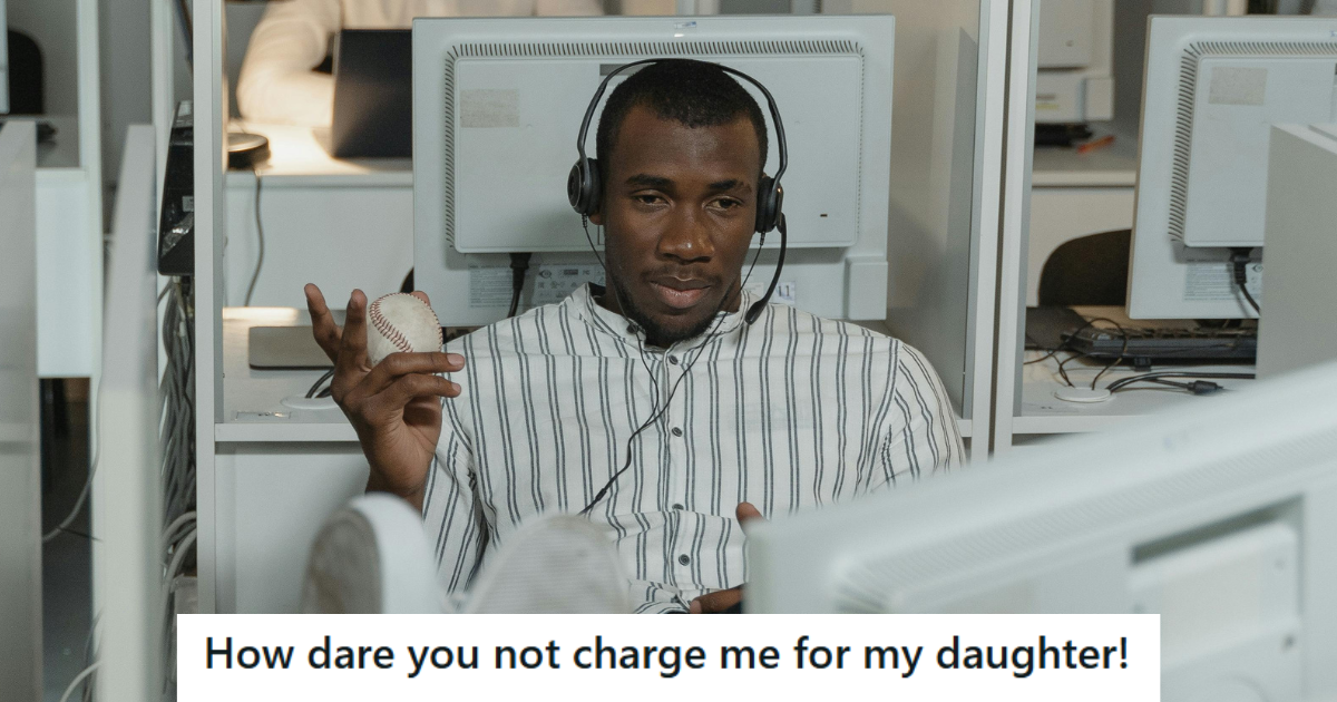 Man working in a call center