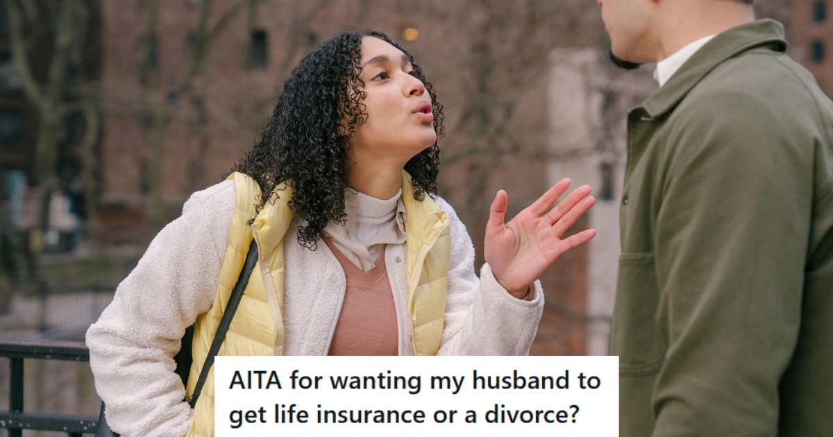 Woman arguing with a man