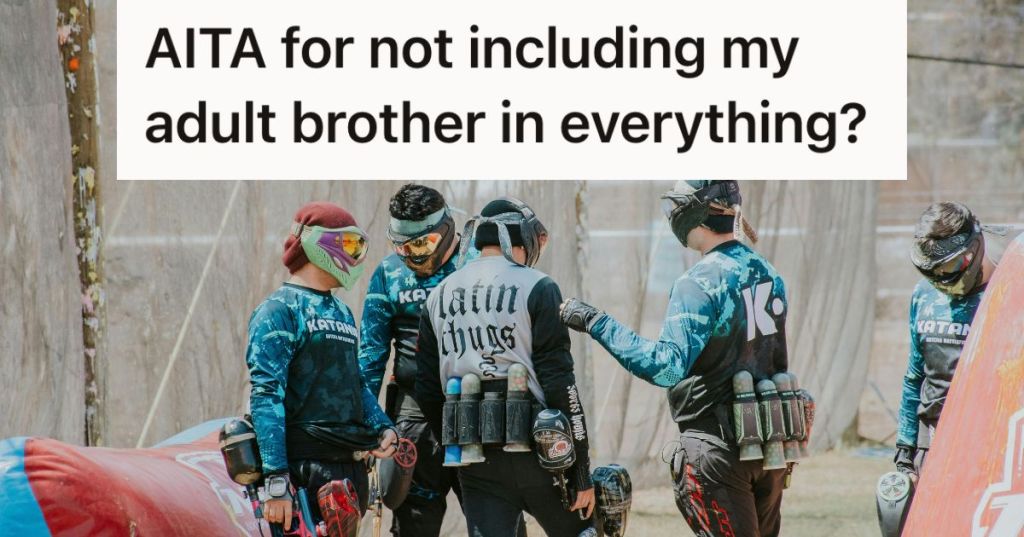 People playing paintball