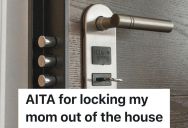 Deep-Sleeping Daughter Didn’t Hear Her Parents Come Home, So She Didn’t Unlock The Door, And Mom Is Still Outraged