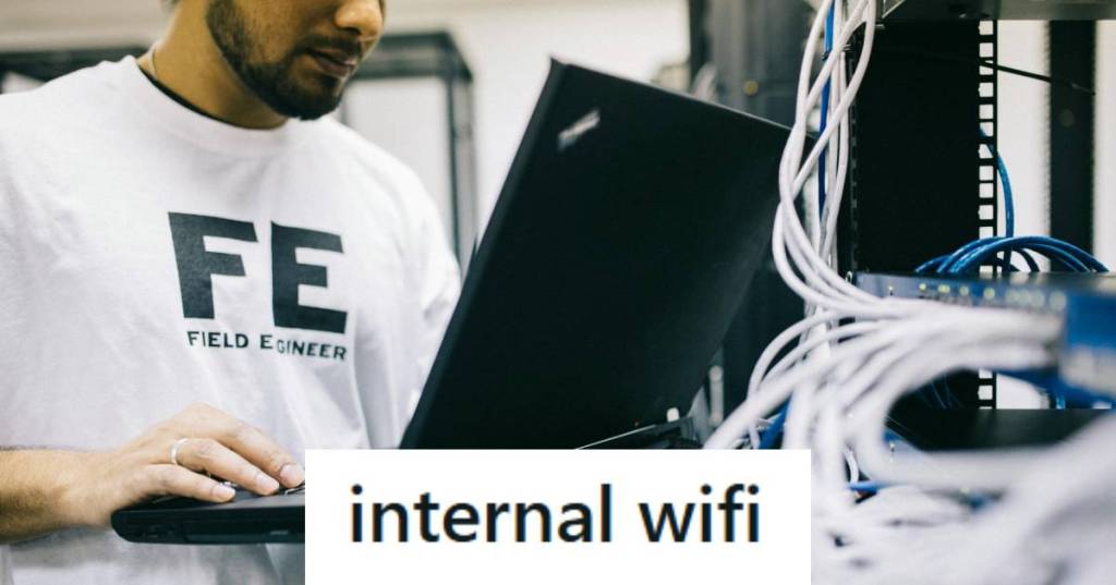 Tech support worker trying to fix his manager's laptop