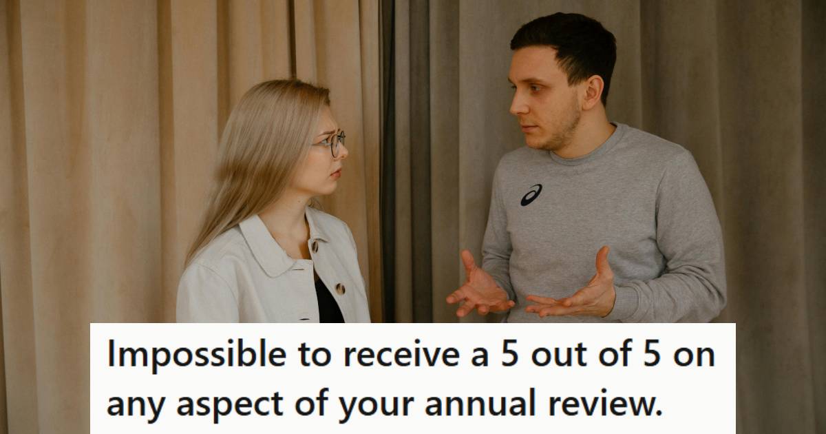 Manager telling man that he's not allowed to give 5s on annual review