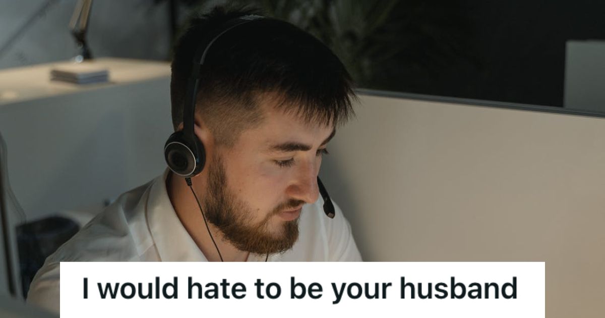 Employee Received A Call From An Irate Customer Whose Card Kept Getting Declined, But The Customer Got Even More Upset When She Found Out Why Call center emplpyee working in the office