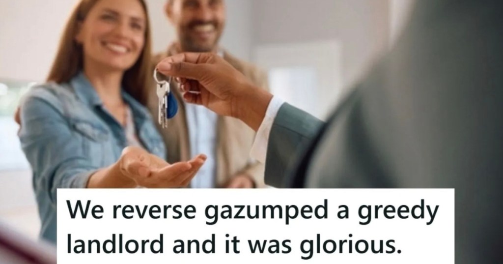 realtor handing homeowners house key
