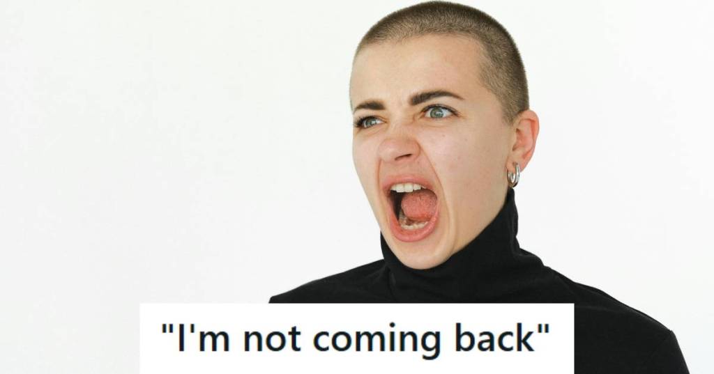 Woman mad and yelling at a customer service agent