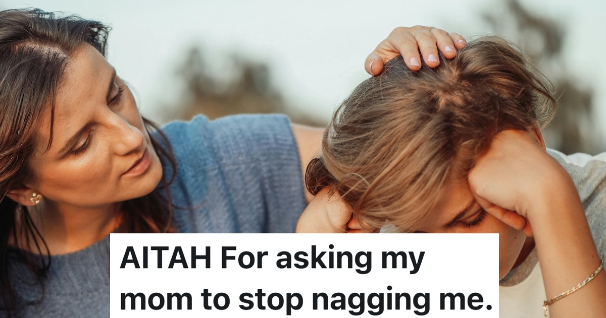 mom talking to teenage daughter