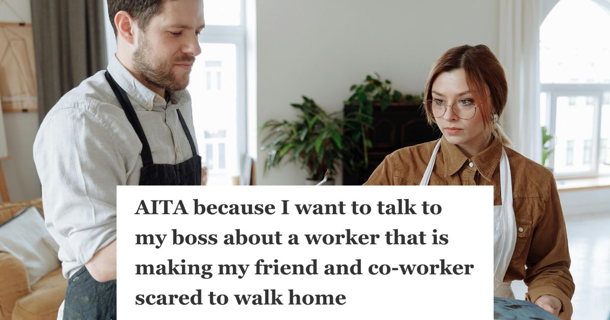 restaurant workers wearing aprons
