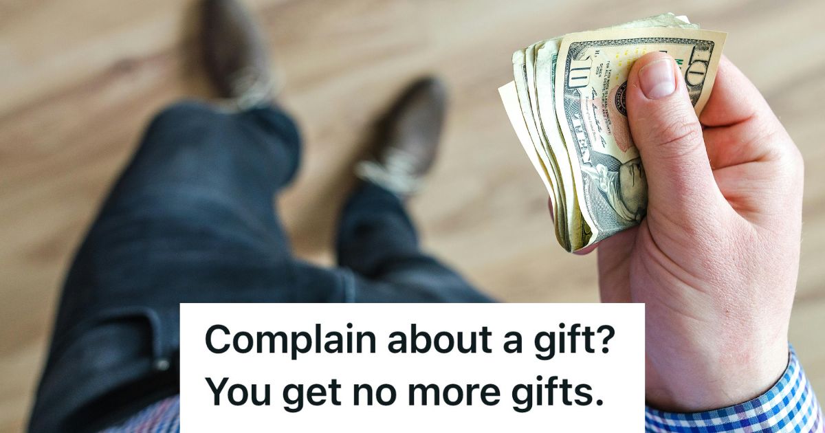 Man holding a wad of cash