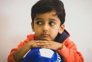 A Renter Got Fed Up With Kids Being Rambunctious In Her Building’s Hallway, So She Told Their Parents About It