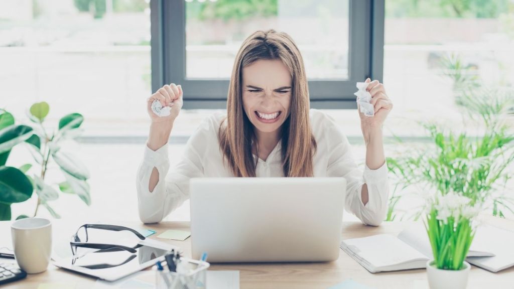 woman angry at work