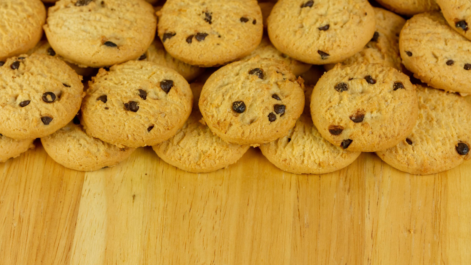 A table full of fresh cookies