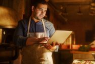 ‘Sir, This Is a Pizza Place’: Employee Hangs Up After Customer Argues Prices and Requests a Grocery Errand