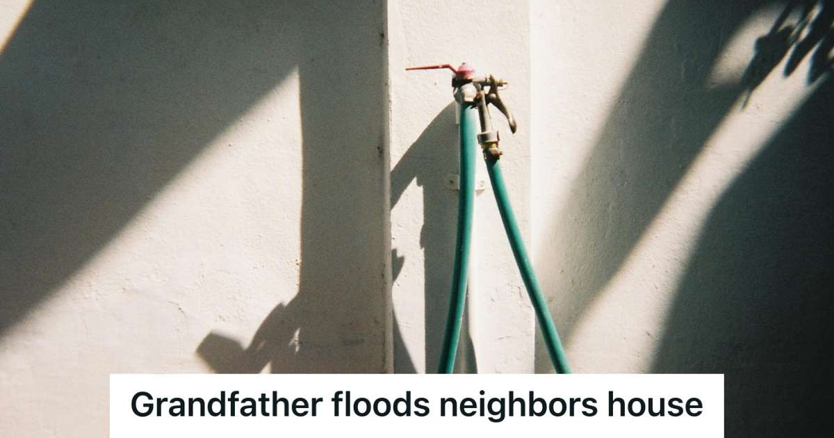 green hose closeup of nozzle