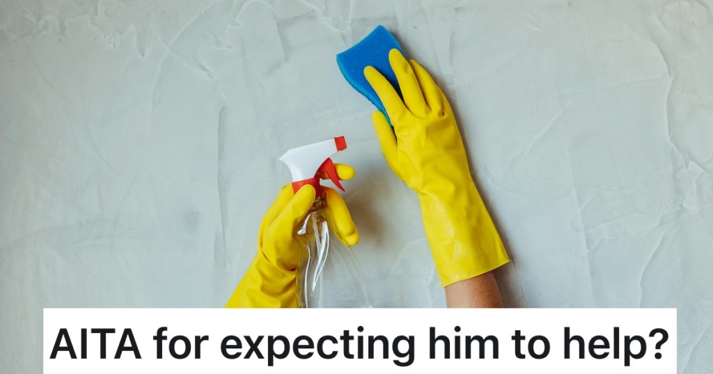 hands in yellow cleaning gloves