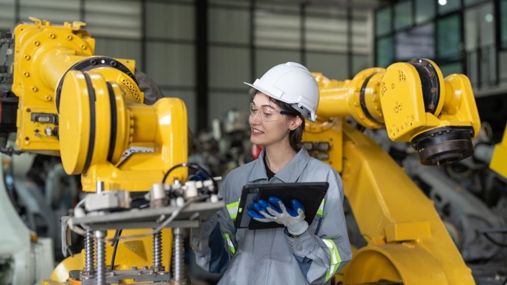 female industrial mechanic