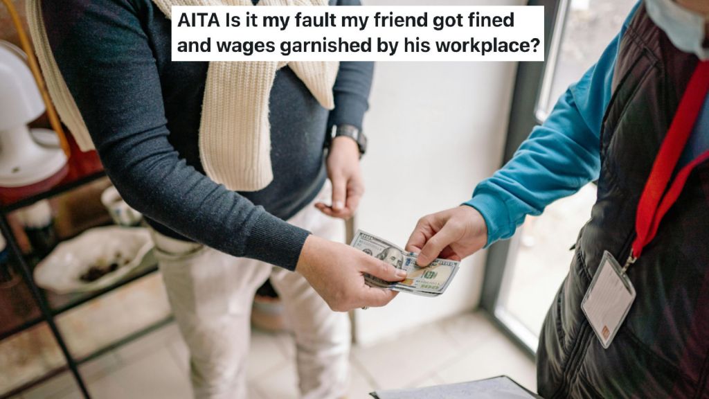 two men exchanging money