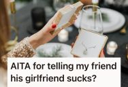 Concerned Friend Pointed Out How Manipulative His Friend’s Girlfriend Is, So Now Their Friendship Is Hanging By A Thread