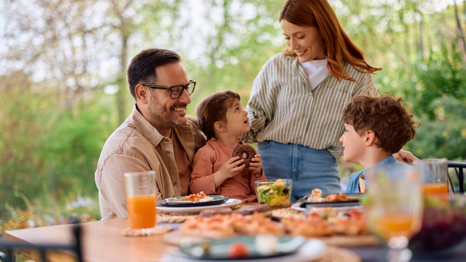 Mother’s Day Bait and Switch: Restaurant Ruins Familys Dinner After Hiding Limited Holiday Menu mother's day brunch