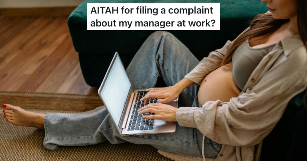 pregnant woman working on laptop