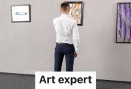 A Museum Visitor Was Mistaken For A Worker By Another Guest