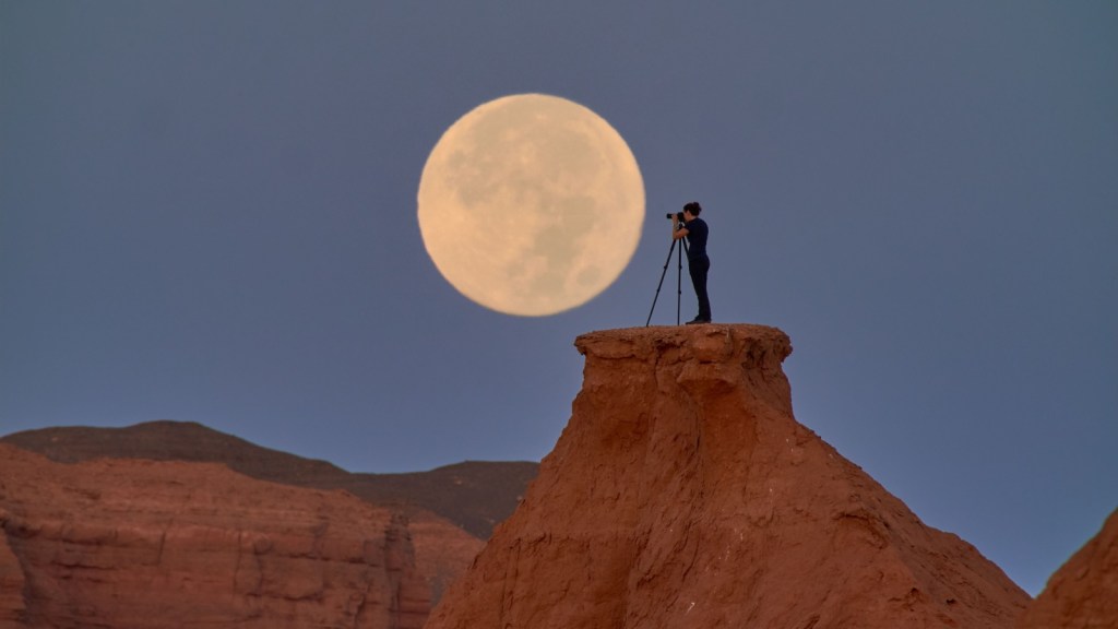 Lunar astrophotography