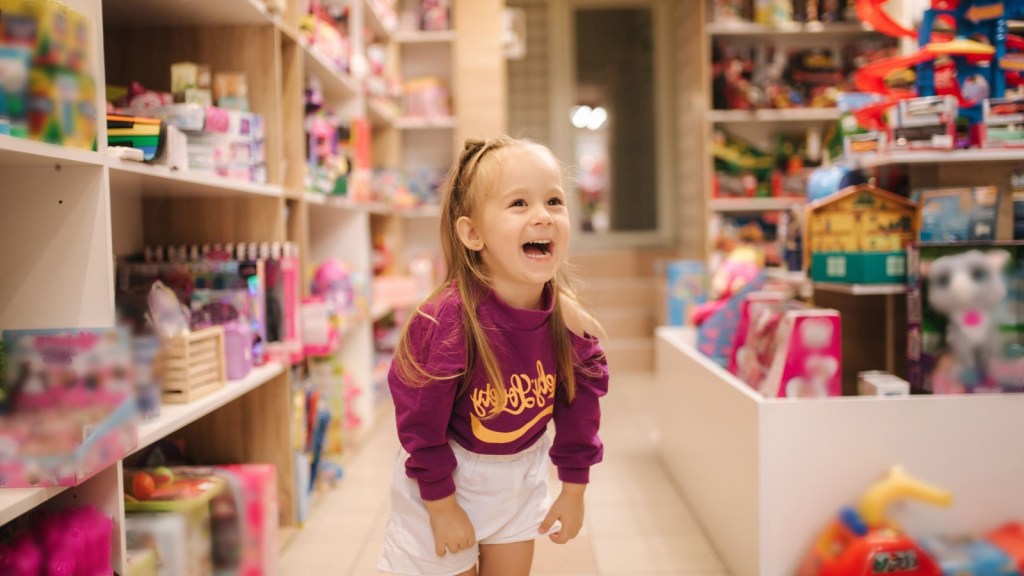 Kid crying in the store